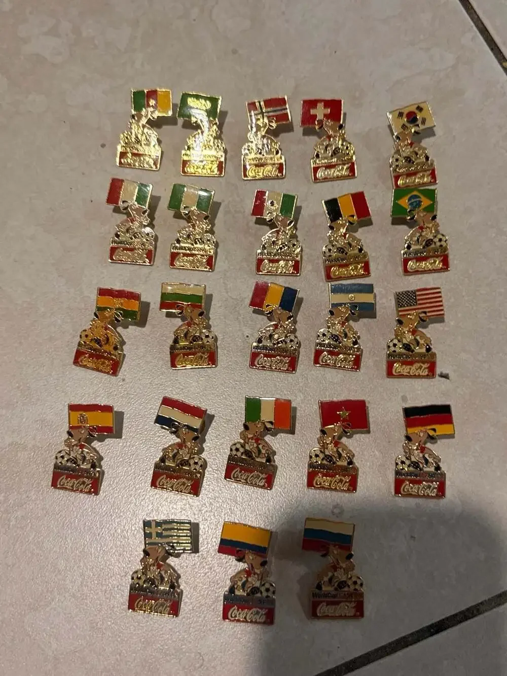 Vintage Coca-Cola 1994 FIFA World Cup USA Striker Mascot Flag Pin Collection - L